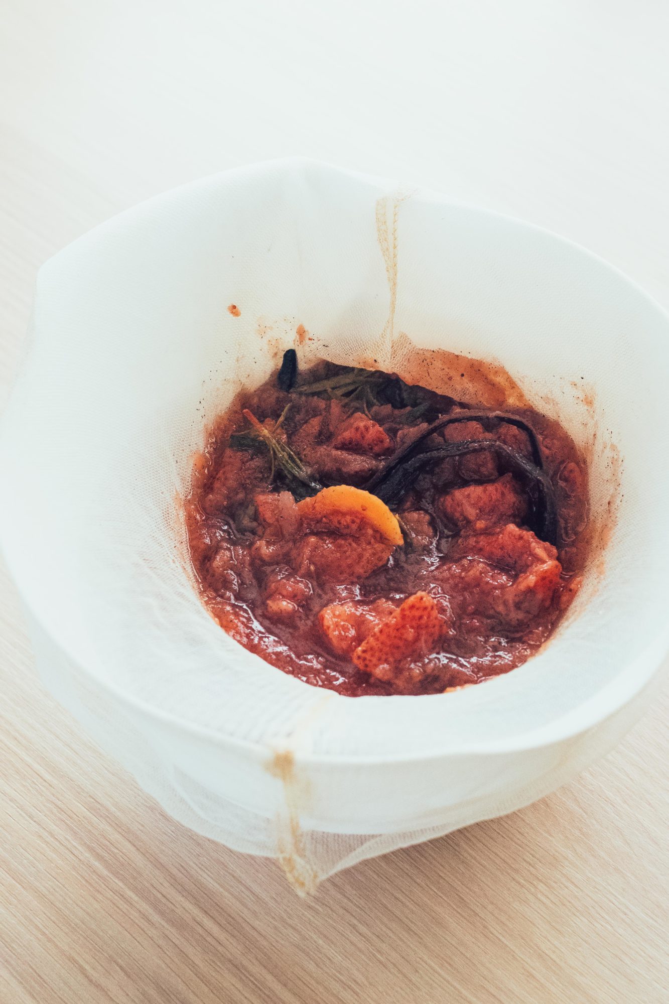 Strawberry Shrub Drinking Vinegar. An easy, probiotic DIY recipe that's paleo, healthy, gluten-free, dairy-free, whole30