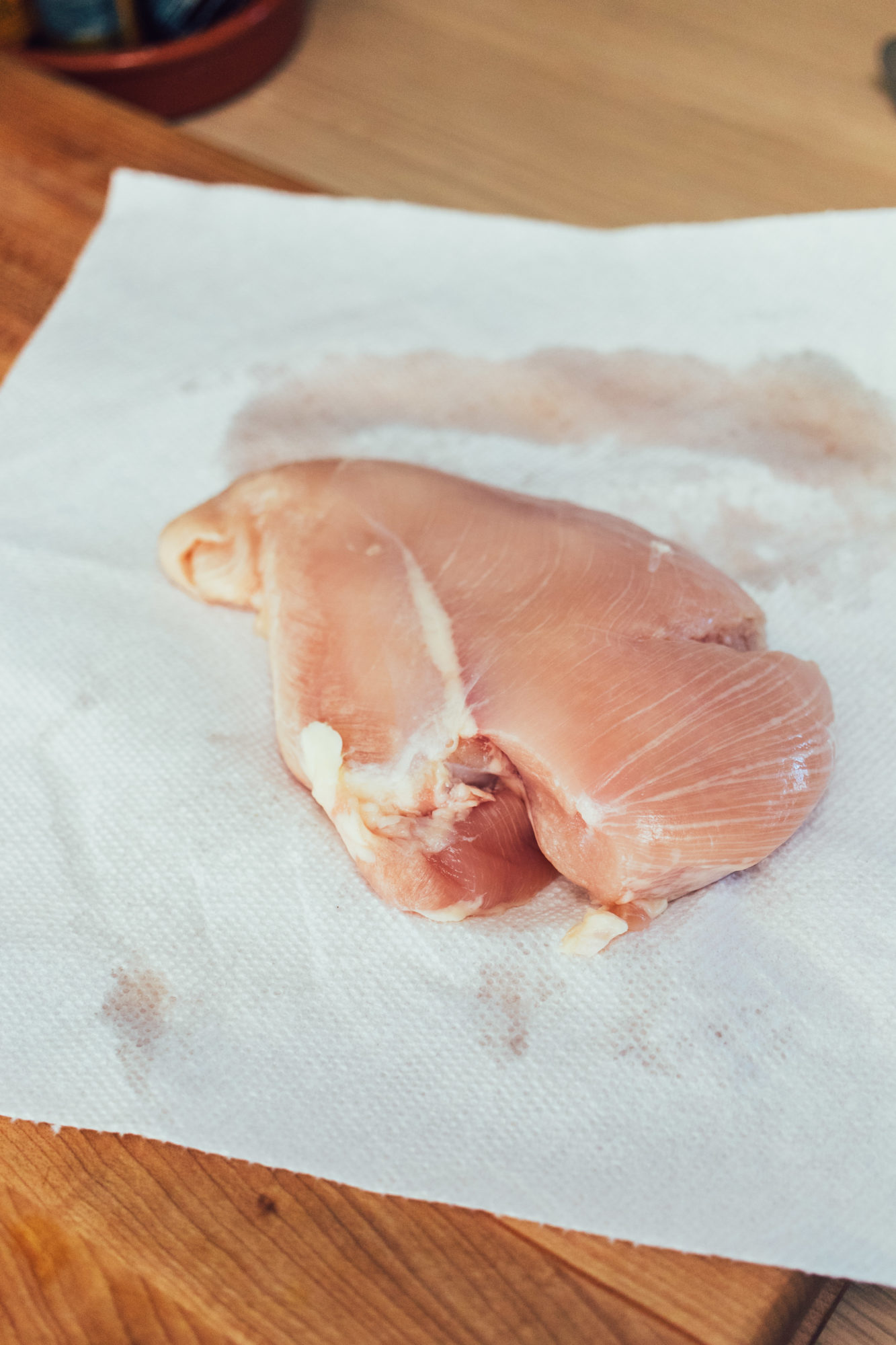 Easy Cast Iron Chicken Breast walkthrough. A great paleo, healthy, gluten-free, dairy-free, whole30 recipe.