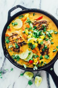 Mango Chicken Green Curry, a great #paleo, #healthy, #glutenfree, #grainfree, #dairyfree, #whole30 #recipe